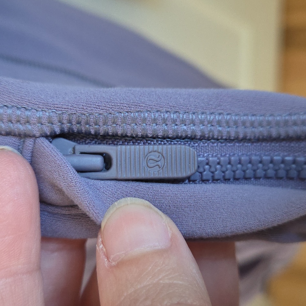 Lululemon Define Jacket Size 8 - Picture 5 of 9
